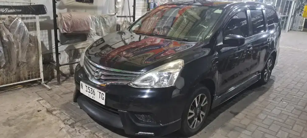 Grand Livina AT ( Automatic ) Pmk 2019 Bisa Cash atau kredit