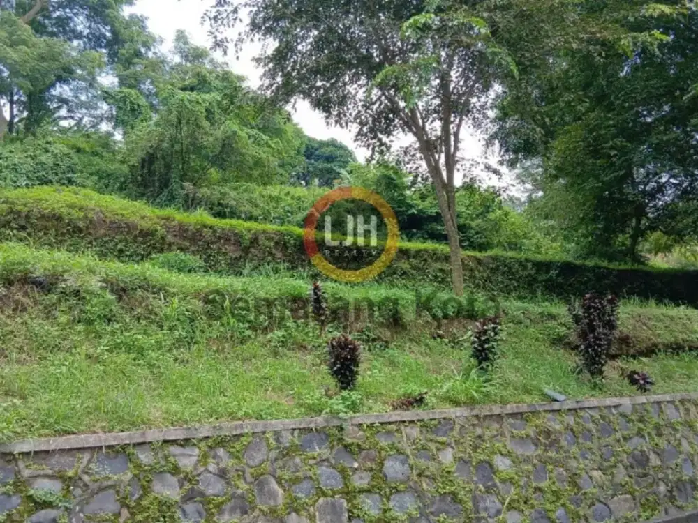 Kavling di jalan Palm Hill