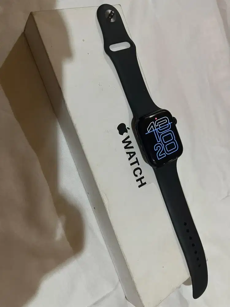 apple watch SE gen 2 44 mm iBox