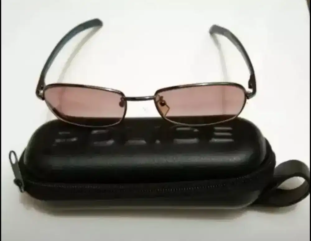 Kacamata POLICE Italy plus buat rabun dekat + box case bawaan ori