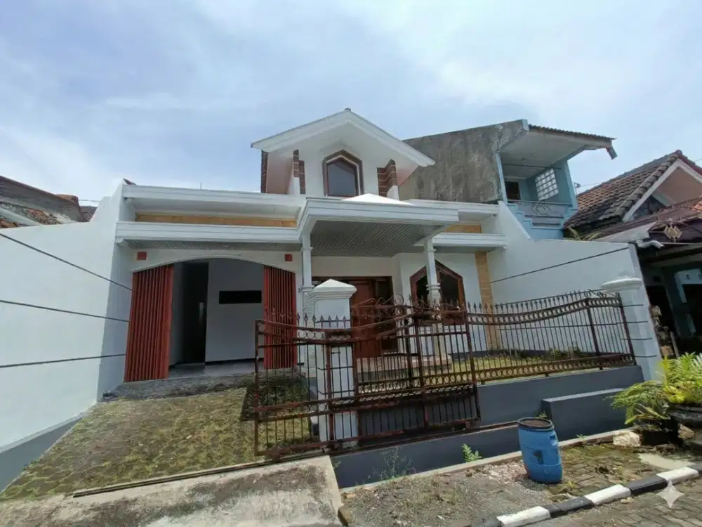 Rumah siap huni dan Nyaman daerah Banyumanik semarang - 11226