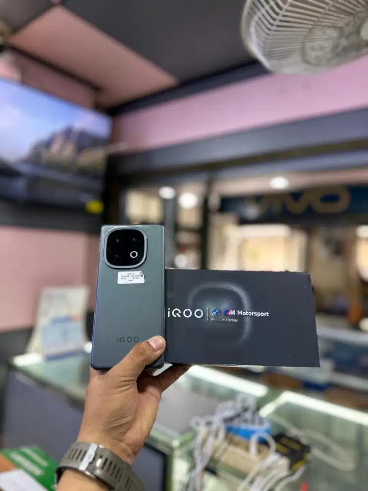 Iqoo 13 16/512Gb Fullset Original Garansi on