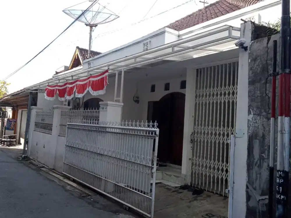 DIJUAL RUMAH 4 KAMAR DI TEUKU UMAR DENPASAR