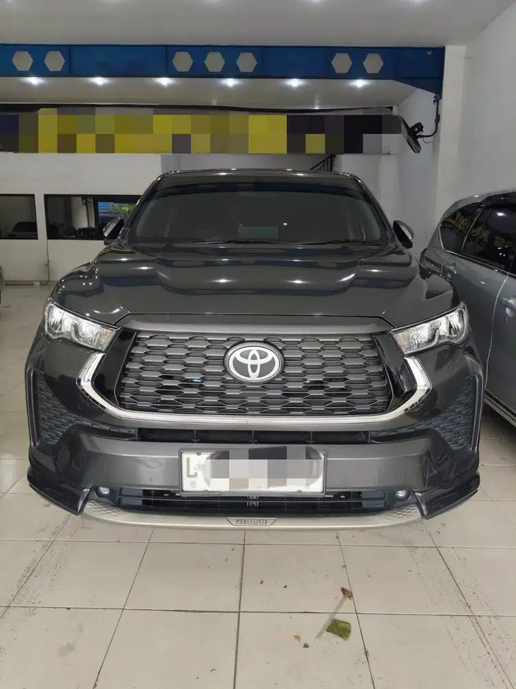 Toyota Kijang Innova 2023 Bensin