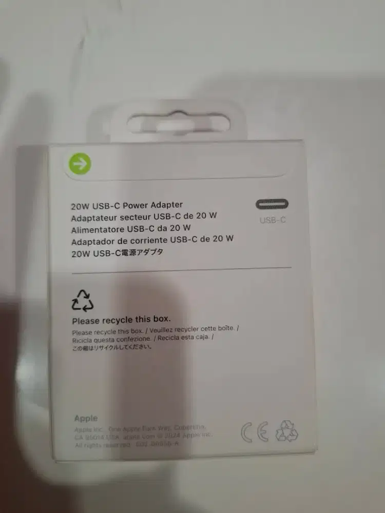 Dijual chargeran iphone ori original baru garansi ibox