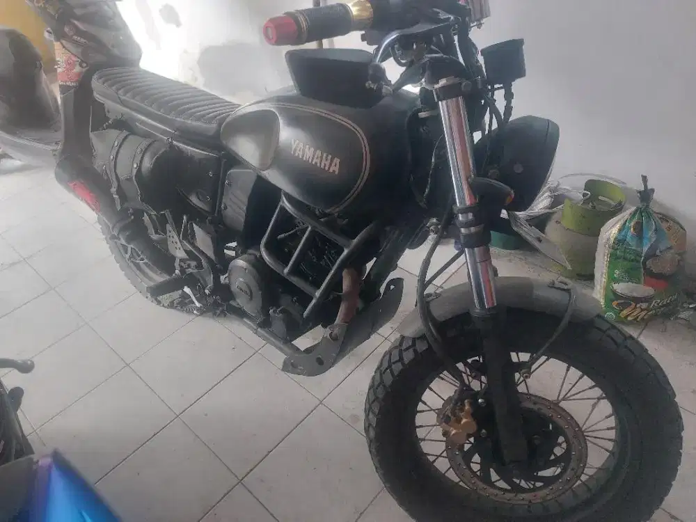 Yamaha byson 10jt nett nego tipis