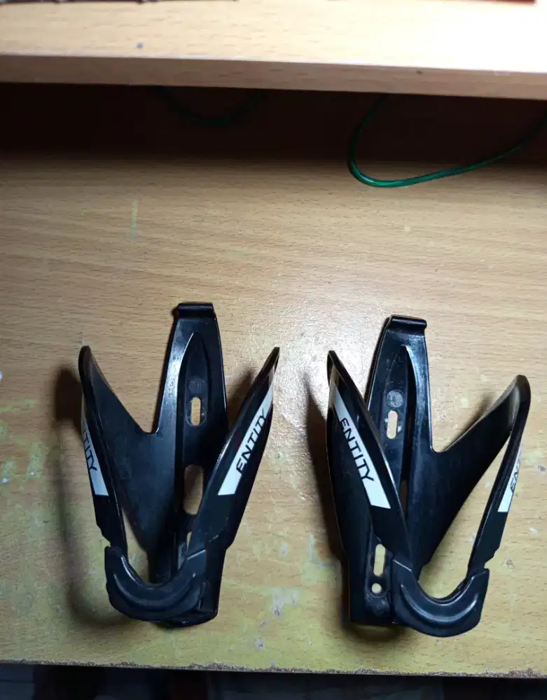 Bottle Cage / Tempat Botol Minum Sepeda ENTITY