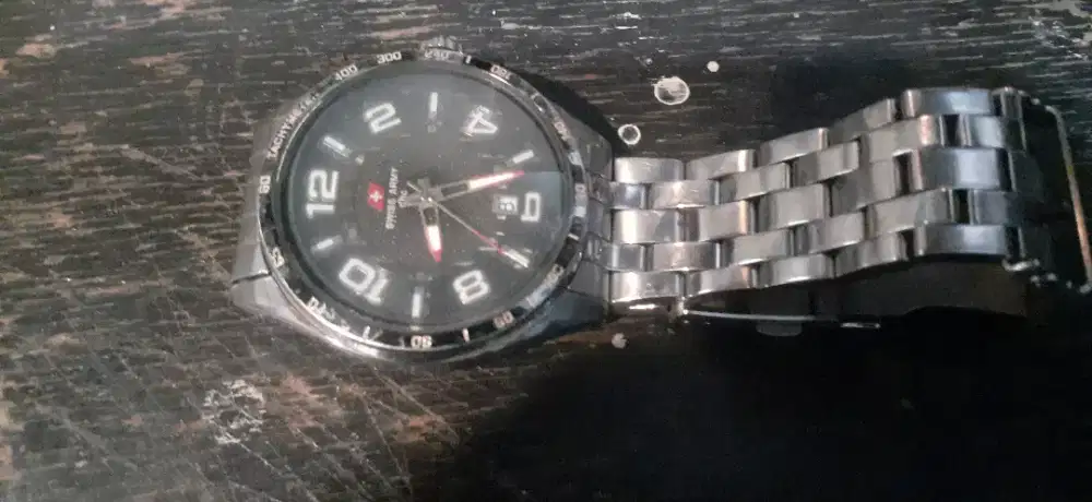 Bismilah jual cepat jam tangan swis army