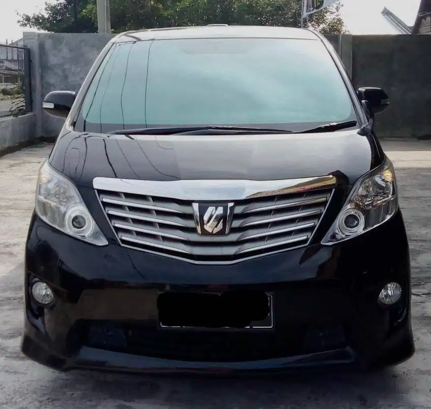ALPHARD X AT 2012