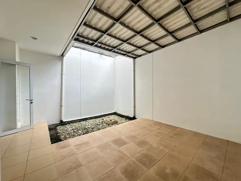 Disewakan Rumah 2 Lantai di Cluster Cynthia Summarecon Bandung