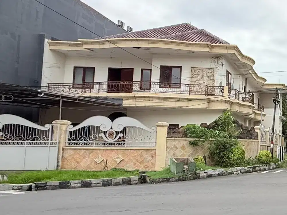 Disewa Bangunan Komersial di Raya Darmo Permai, Dekat Pakuwon Mall, Sby