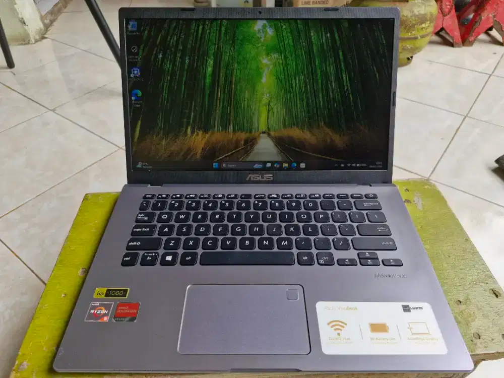 [WTS] ASUS VivoBook Slim – Ryzen 5 Gahar & SSD NVMe (Mulus!)