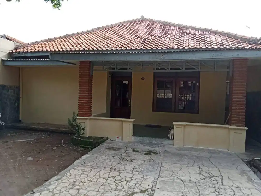 DI JUAL RUMAH DI KESAMBI CIREBON, COCOK UNTUK HUNIAN/KOST