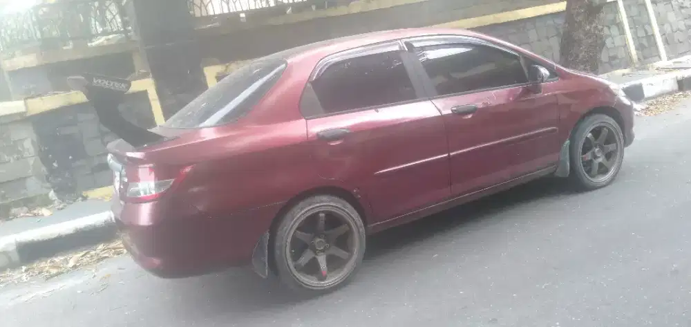 Di jual mobil honda city   ori dan asli murah meriah aja
