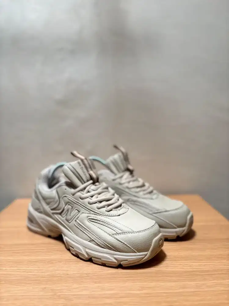 Sepatu Bekas New Balance 259 size 41,5/26 cm