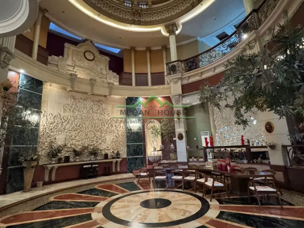 VILLA LUX MEWAH TAMAN MALIBU INDAH