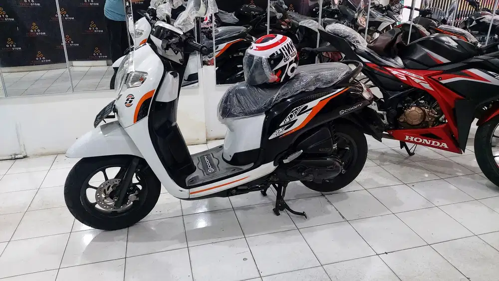 HONDA SCOOPY ISS 2020