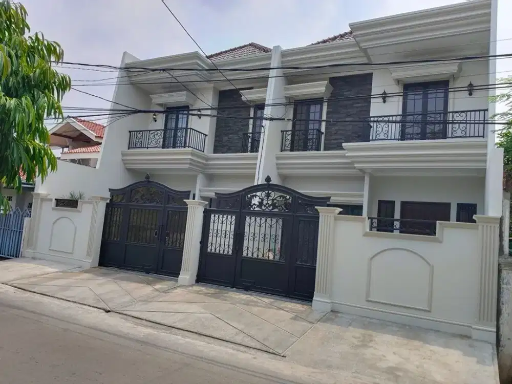 Rumah Wijaya Kusuma Duren Sawit, 2 Lantai, LT 175 m2, Lux Baru