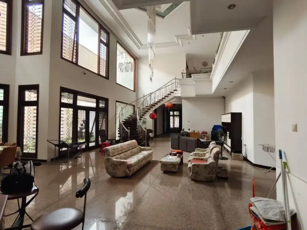 Hook Komersial Area Rumah Nol Jalan Raya Darmo Baru