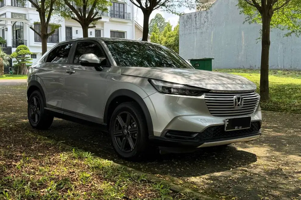 Honda HR-V E 2022 Lunar Silver Metallic
