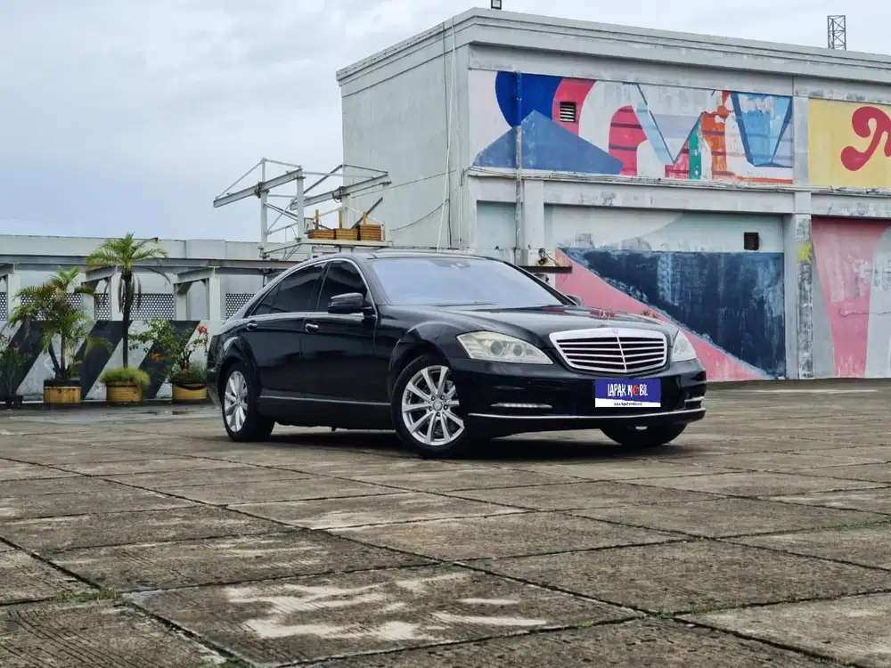 Mercedes Benz Mercy S350 3.5 AT 2011 Hitam KM 102RB