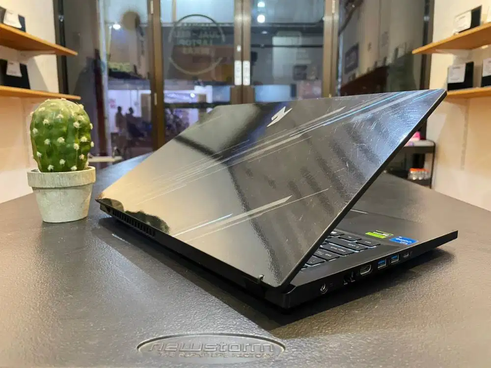 ACER  NITRO ANV15-51// CORE i7 GEN13 // RAM16 // SSD 512 // RTX