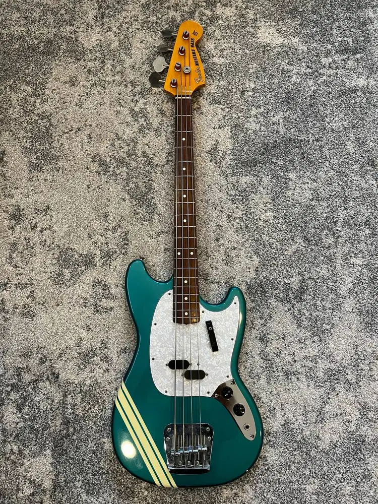 Fender Mustang Bass MB98-75 Turqoise Japan 2002