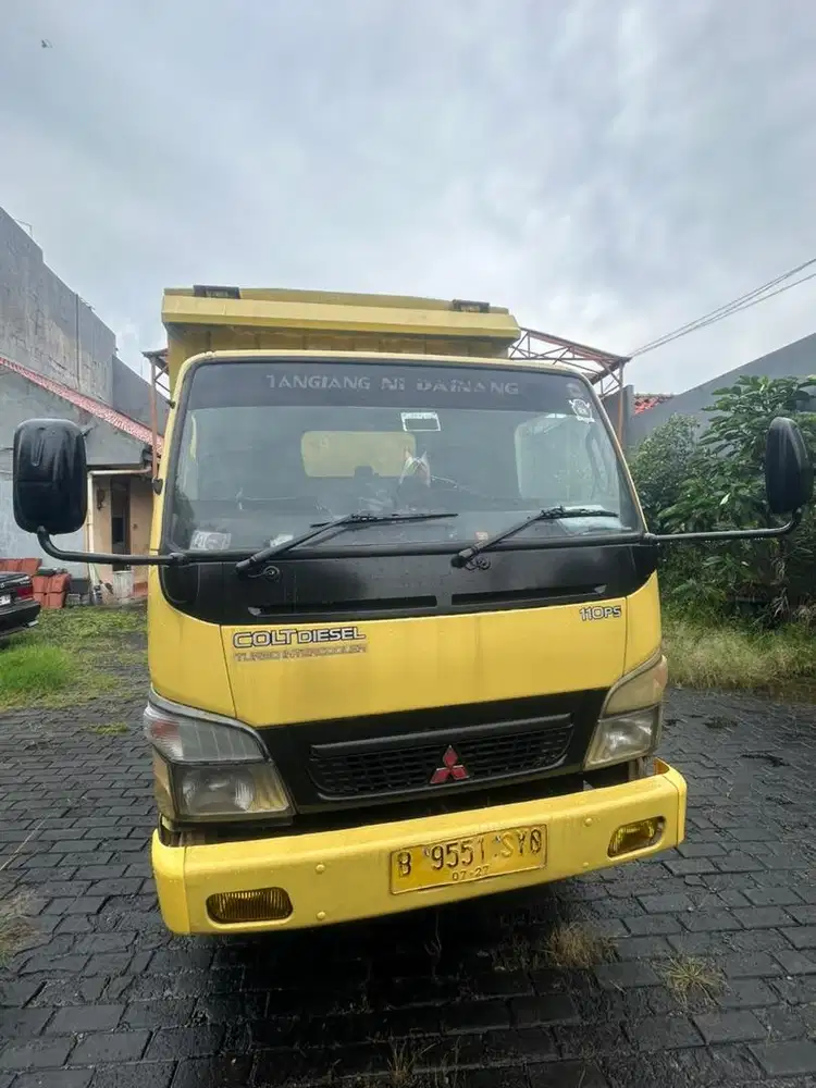 Mitsubishi colt diesel fuso canter 2012 engkel