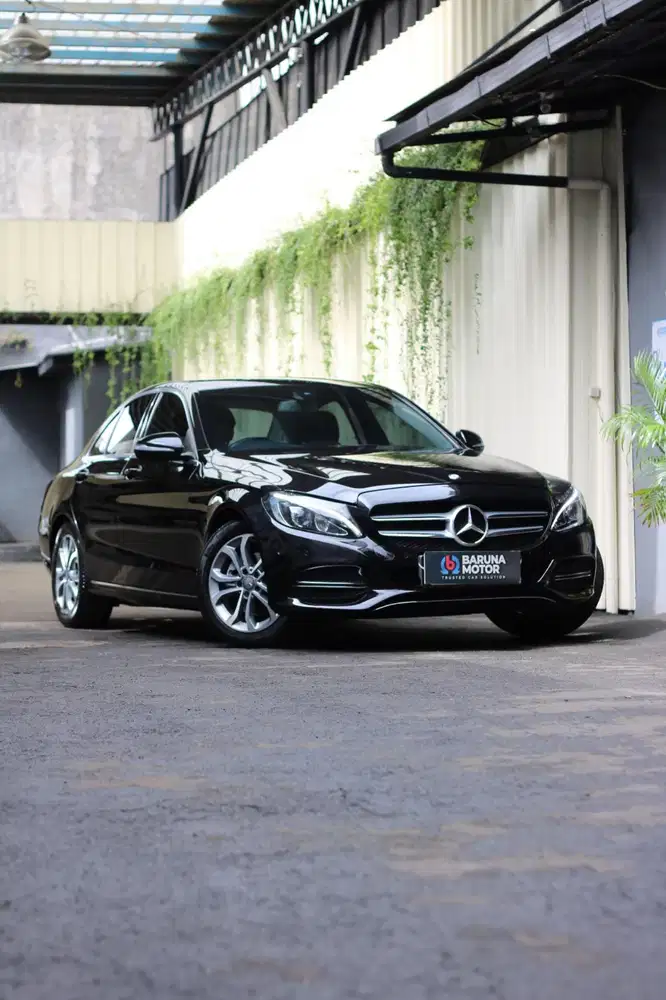 MERCEDES BENZ C200 AVANTGARDE (W205) 2014