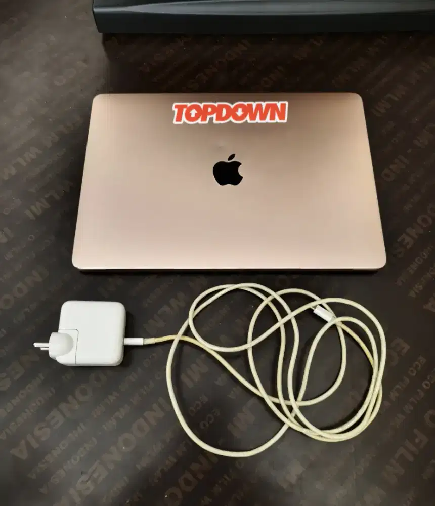 Macbook Air 2019 Core i5 13 inch IBOX Resmi normal original