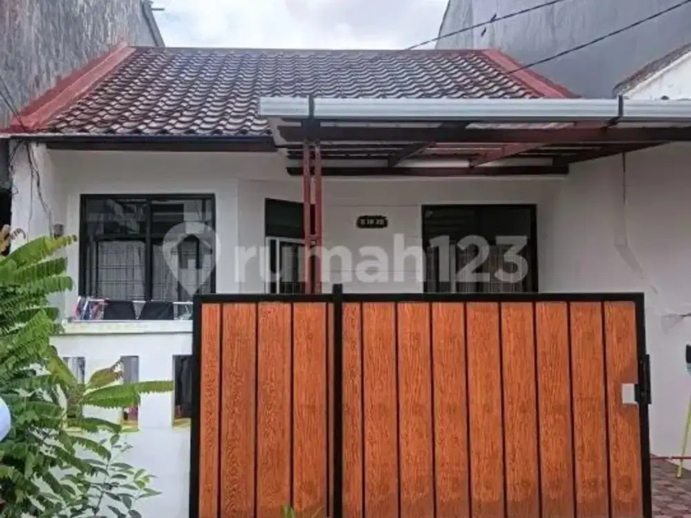 Rumah Siap Huni dengan Suasana Asri dan Nyaman di Pamulang