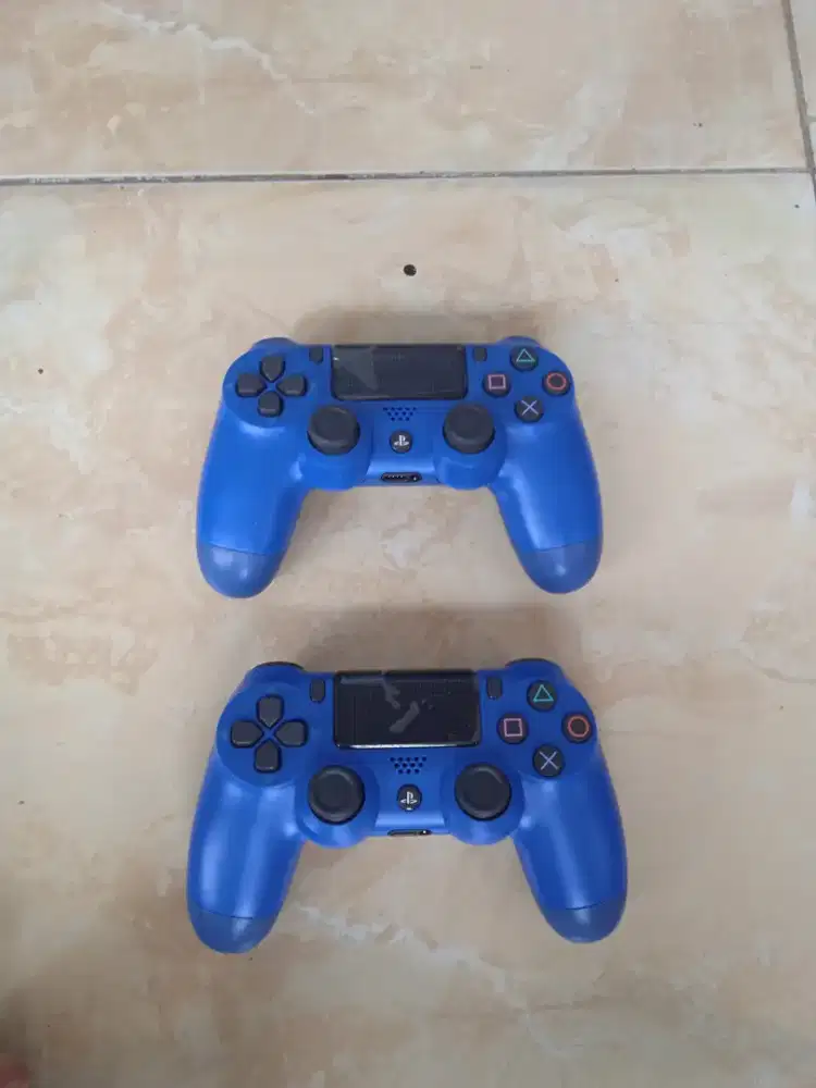 Stik PS4 Ori pabrik baru ada box lengkap poris cipondoh