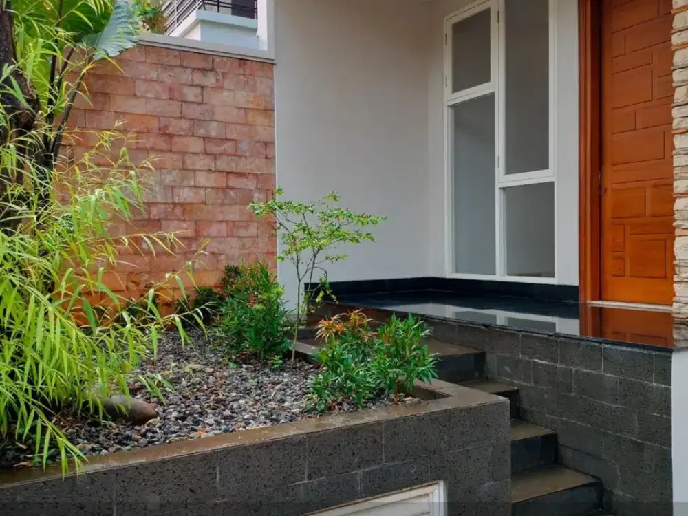 FOR SALE! Hunian Eksklusif Rumah 3 Lantai Mayestik Gandaria Siap Huni