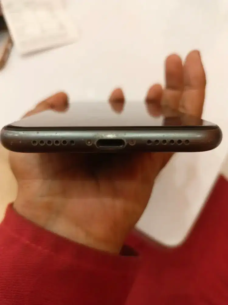 iPhone 11 black 64GB inter