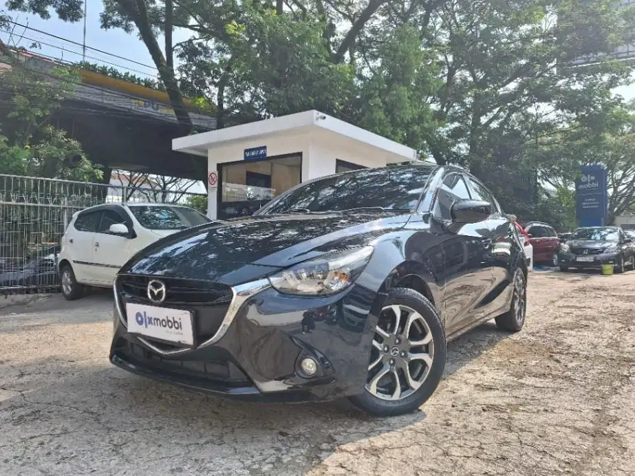 DP Murah Mazda 2  1.5 Skyactiv Bensin-AT 2015