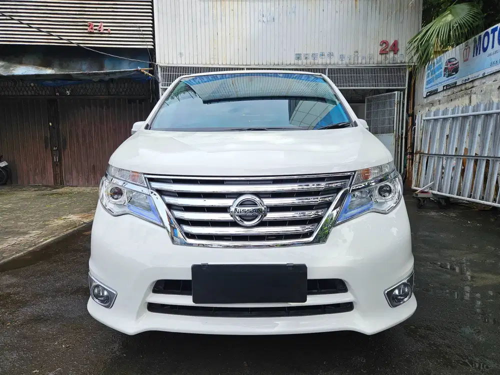 Antik 66 rb km Nissan Serena 2.0 HWS 2018 nik 2017 putih C26 white ori