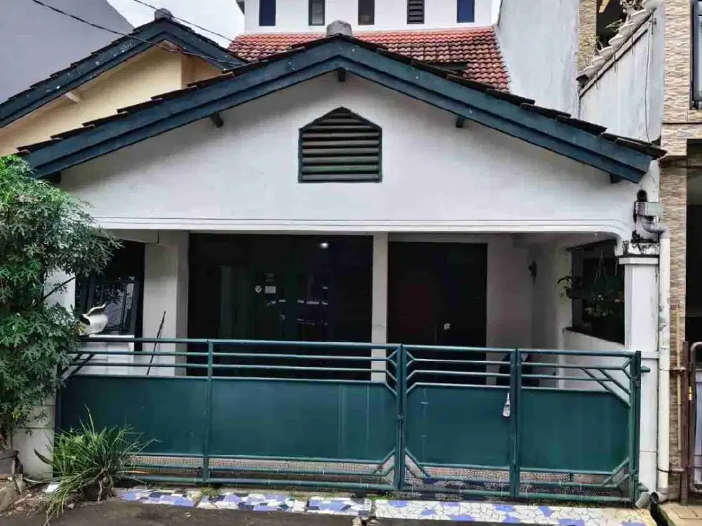 Disewakan Rumah Dengan Harga 65jt / tahun. Kondisi baru selesai renovasi