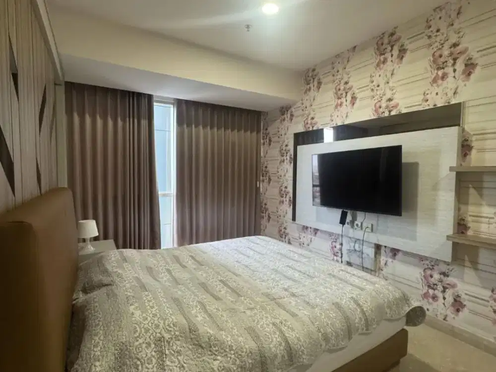 Apartemen One Icon 3BR Bagus Furnished Pool View Siap Huni