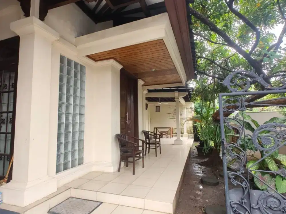 JUAL TANAH BONUS BAGUNAN MEWAH RENON