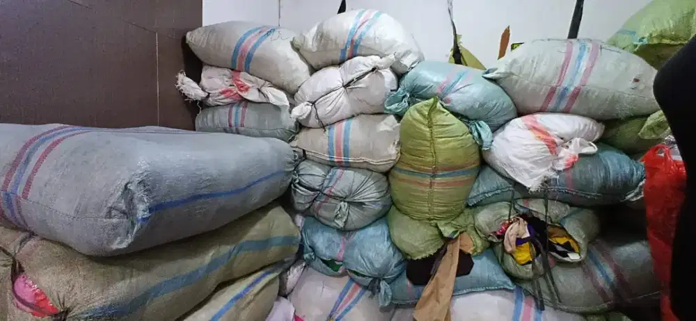 Ball Murah Second isi 100pcs Random No Minus