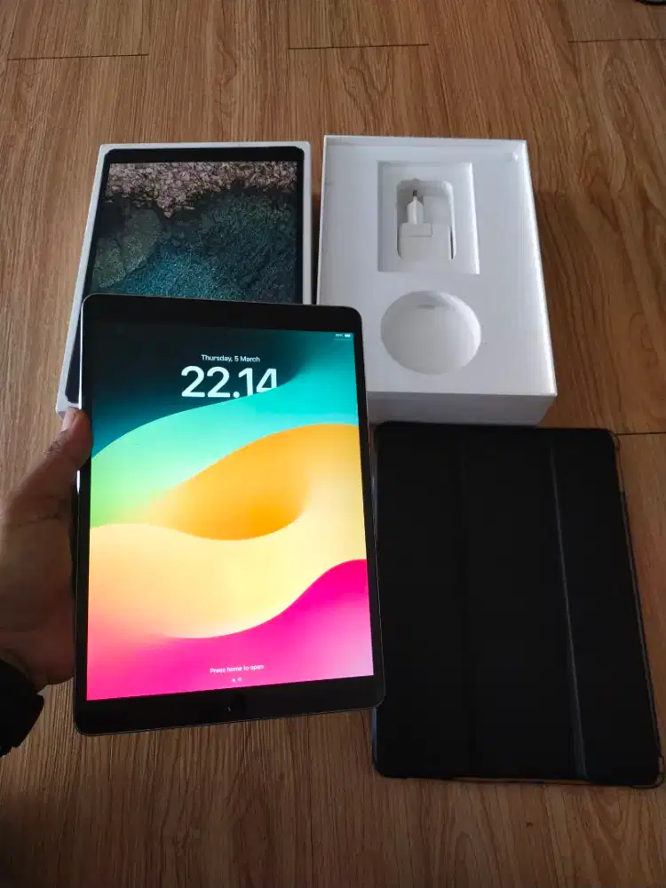 Ipad pro 10.5inch 64gb wifi ibox baca deskripsi bisa tt handphone