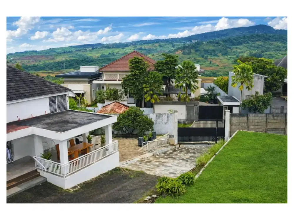 DIJUAL RUMAH PREMIUM VIEW GUNUNG HOOK DI LAKESIDE HOMES NORTHRIDGE SENTUL CITY SSR1011