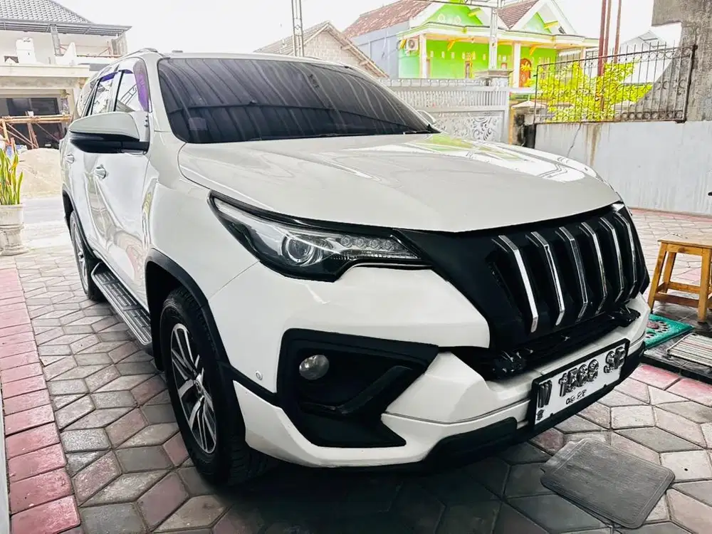 VRZ TRD Putih 2017 AT Fortuter metic