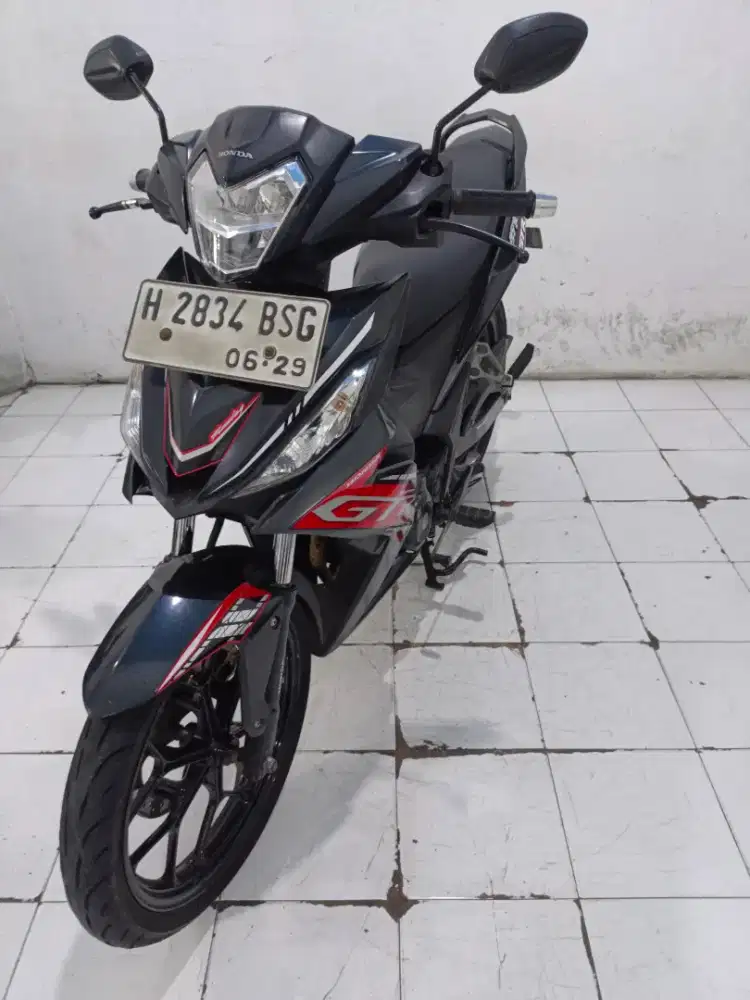 supra x GTR 150 hitam 2019