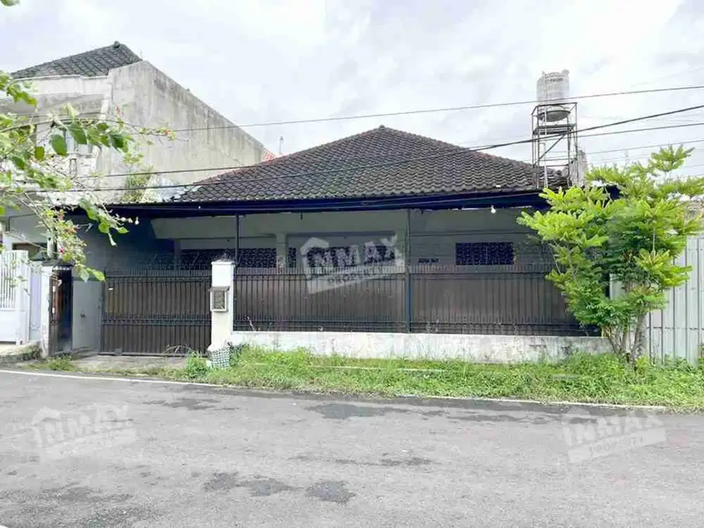 Rumah Sewa Taman Borobudur Malang 4 Kamar tidur Dekat Sekolah Hwa Ind, Kampus Widyagama, UB