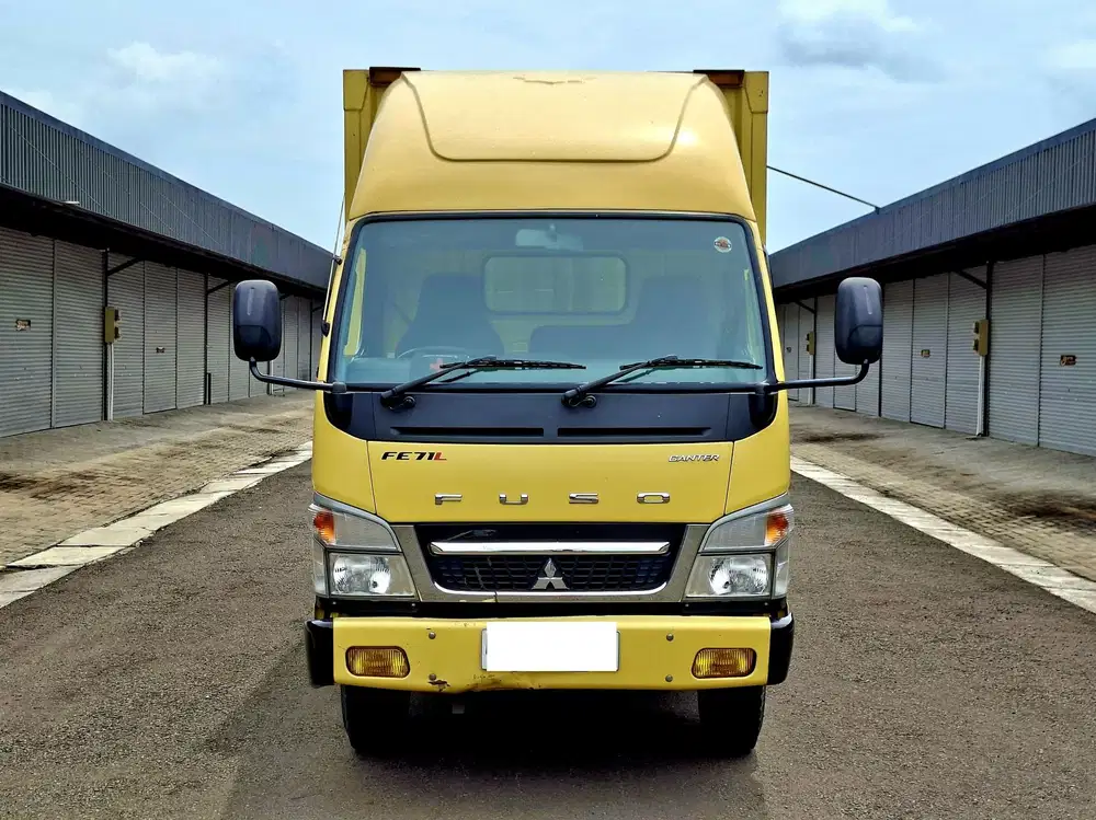 Mitsubishi Colt Diesel FE 71 Long AT 2022 Diesel