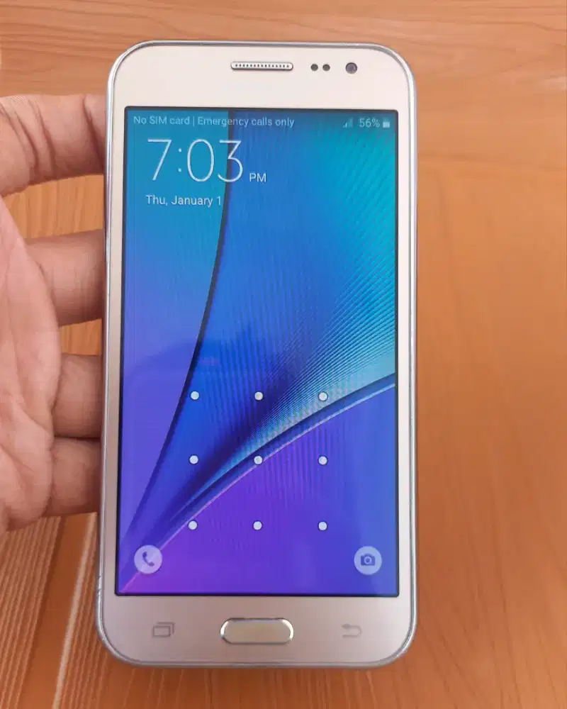 Samsung J2 (Layar AMOLED) & Evercoss 4G Mulus Bisa Tukar Tambah