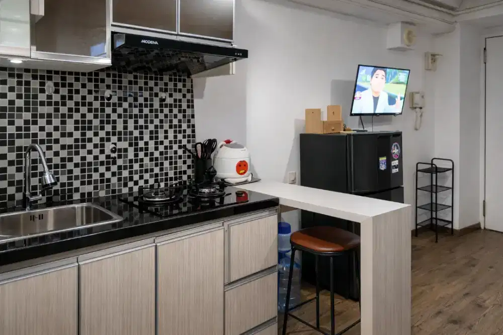 Studio HOOK unit langka Apartemen Bassura City sudah Free IPL