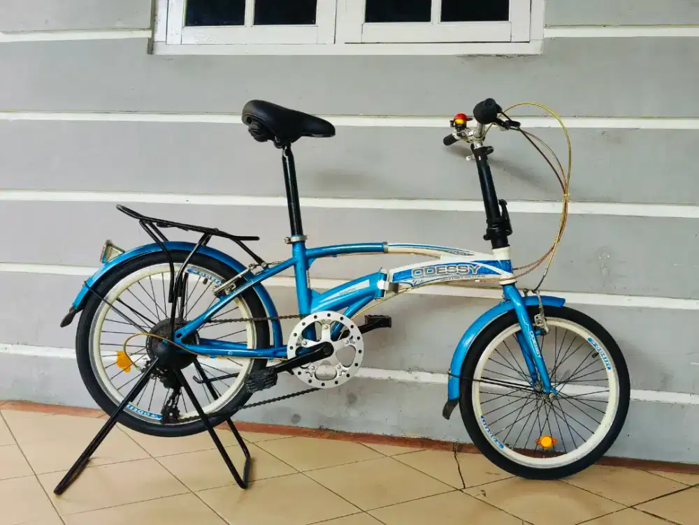 Sepeda lipat merek oddesy uk'20 hrg 420rb net