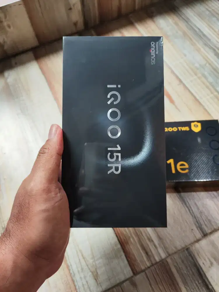Iqoo 15r 12/256gb baru  bonus tws
